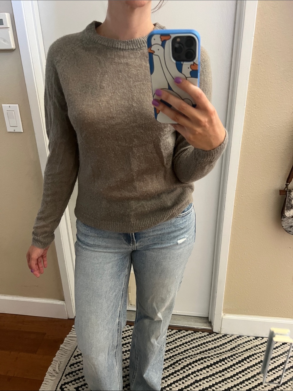 Zara Women's Crewneck Sweater in Grey